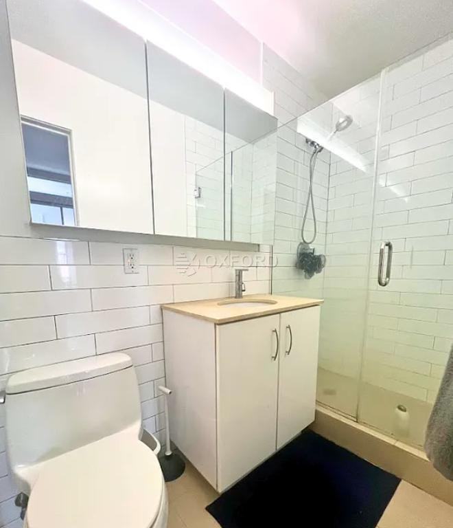 E 4th St #15 - Photo 2 of 10