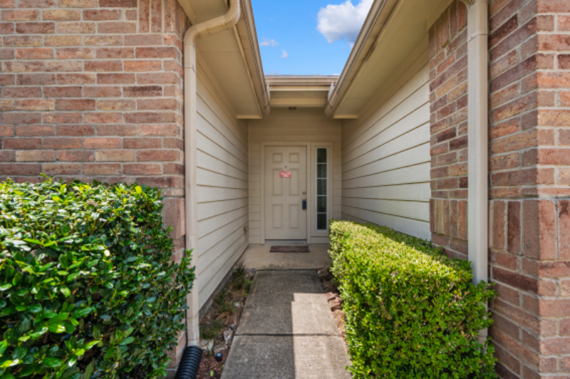 25211 Bluma Ranch Drive - Photo 3 of 20