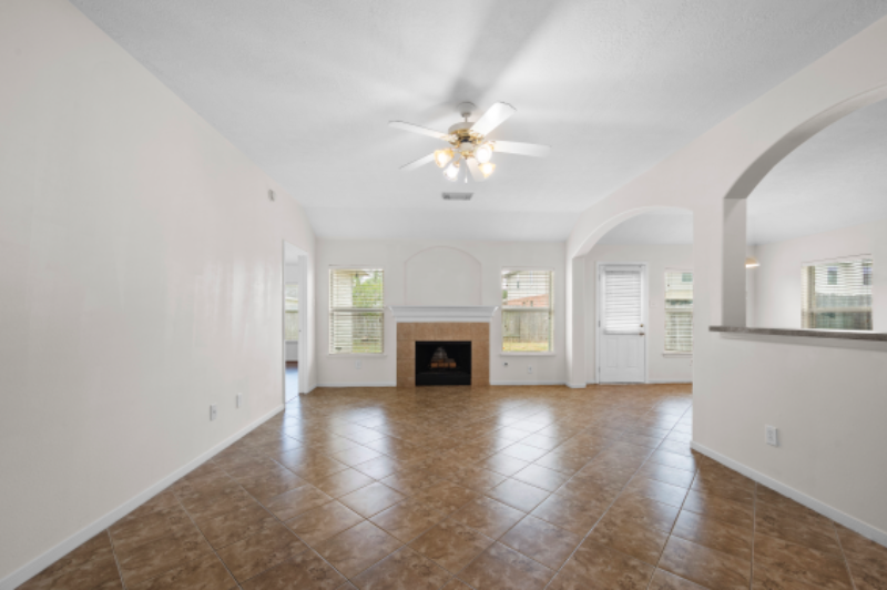 25211 Bluma Ranch Drive - Photo 4 of 20