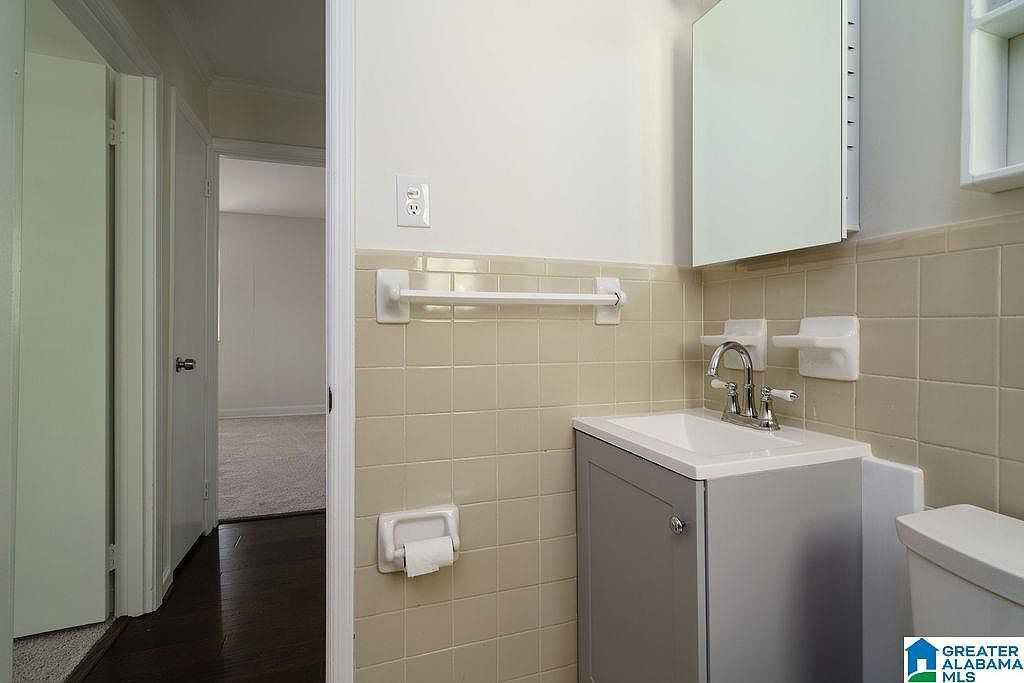 620 Royal St #NA - Photo 2 of 7