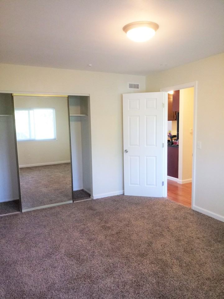 2324 Heidi Place #3 - Photo 3 of 6