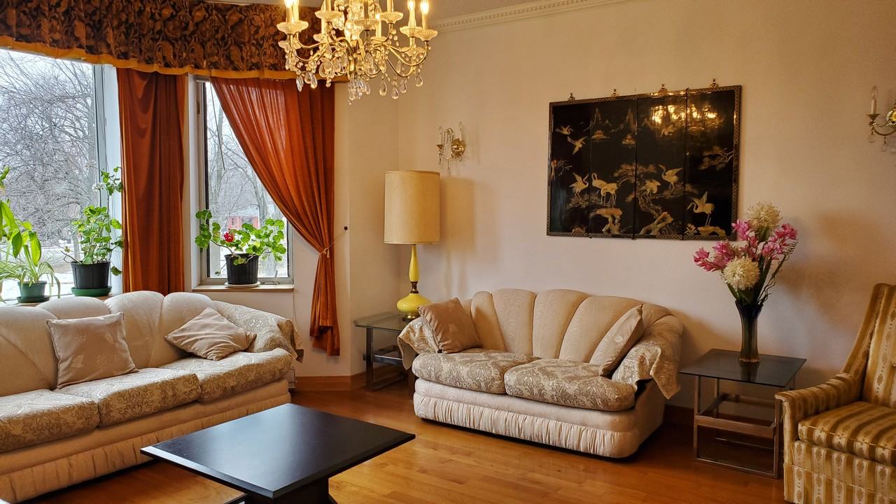 3493 Avenue Girouard - Photo 2 of 13