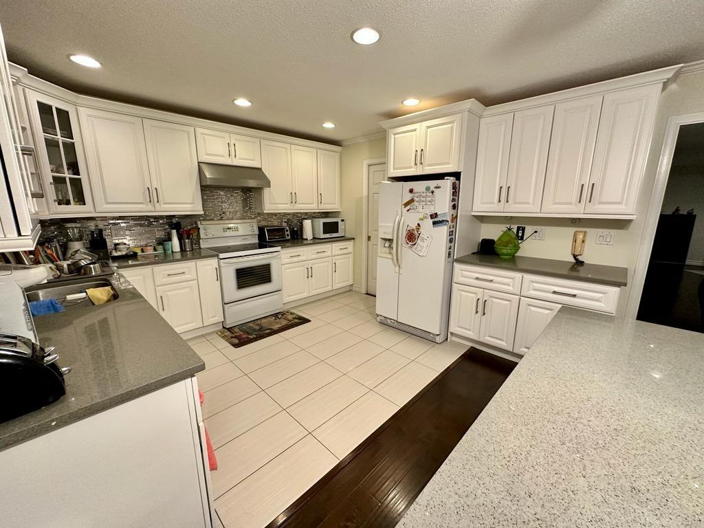 Cambie Rd. & No 5 Rd - Photo 5 of 6