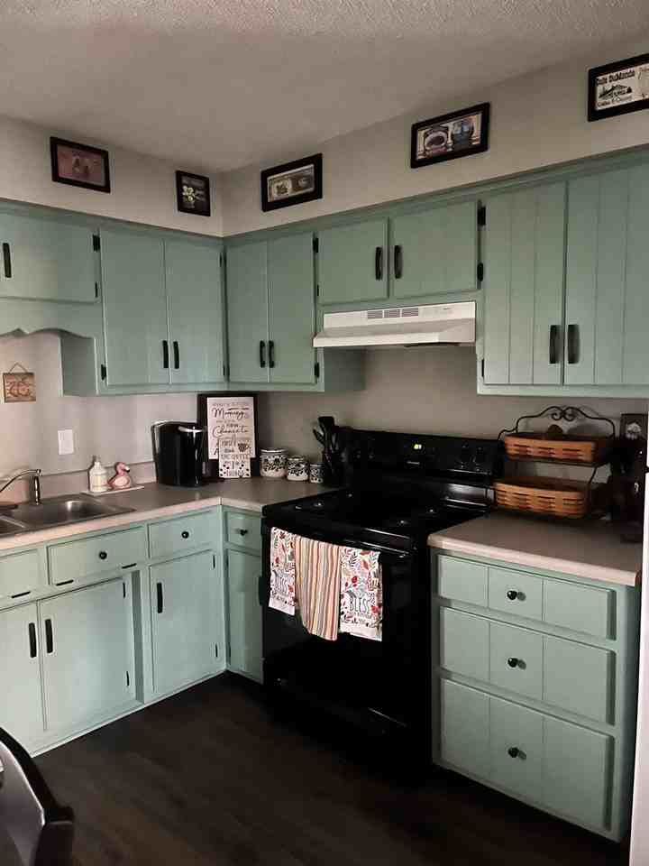 312 First Ave SE - Photo 2 of 17