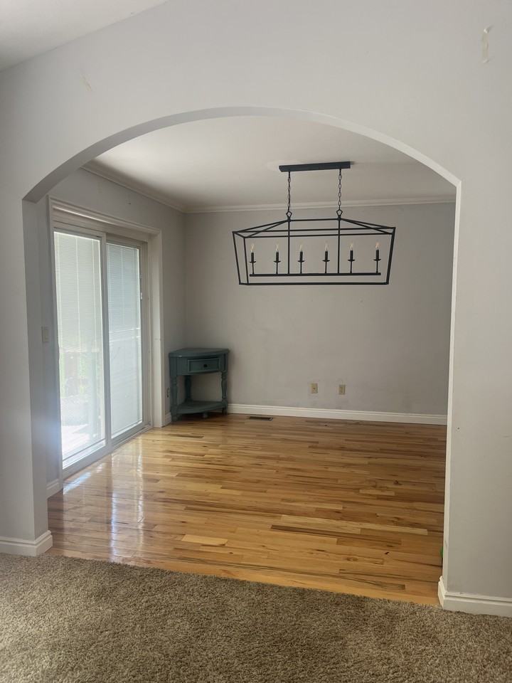 598 N 300 W #NA - Photo 2 of 11