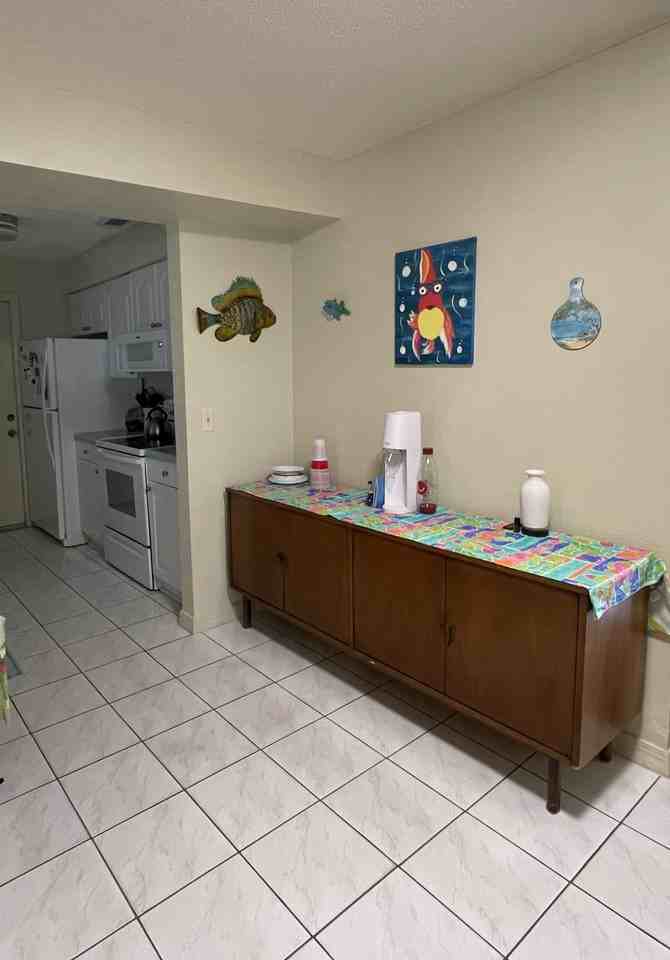 425 Newfound Harbor Dr #NA - Photo 3 of 18