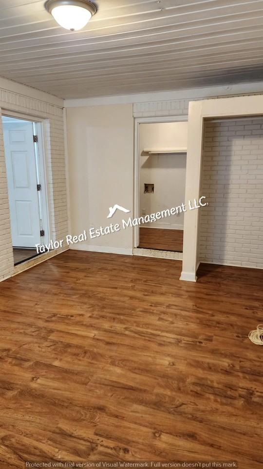 50 Holt Court #1 - Photo 4 of 11