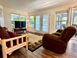 featured image of 12 River Falls Dr