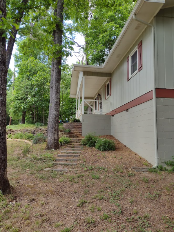 242 Swain St - Photo 2 of 30