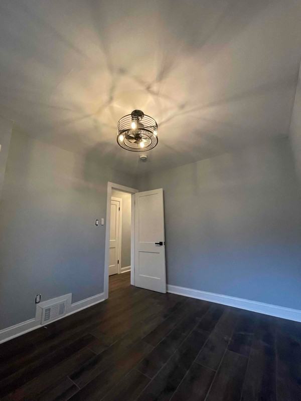 2256 Mount View Pl Se - Photo 3 of 13