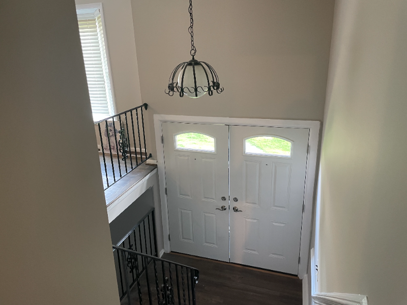 8511 Canterbury Dr - Photo 3 of 19