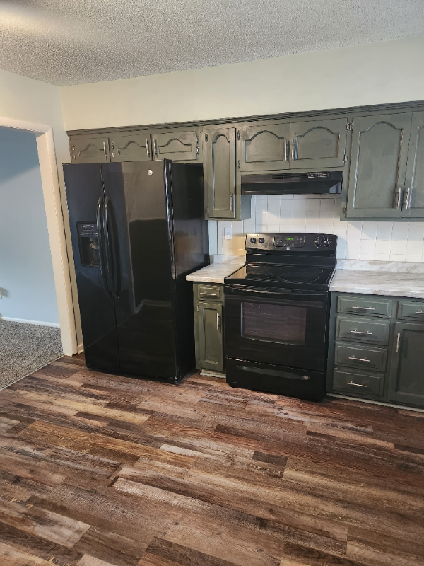 11611 Richmond Ave - Photo 2 of 29