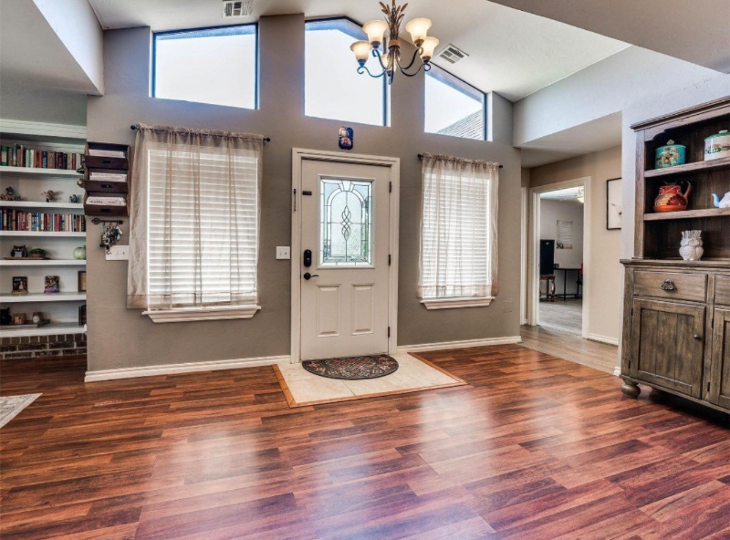 701 Nw 138th St - Photo 3 of 32