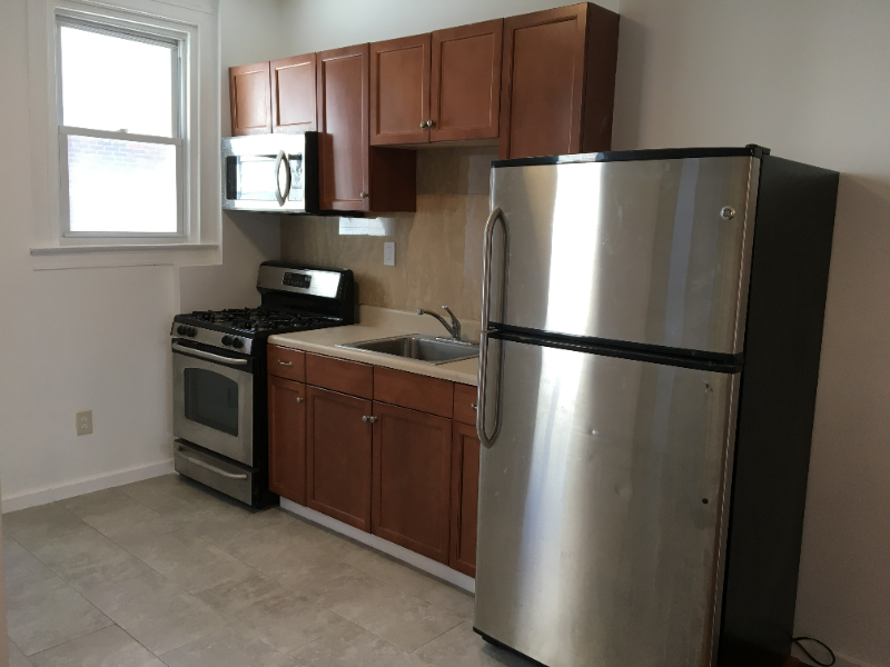 5356 Hazelhurst St - Photo 3 of 19