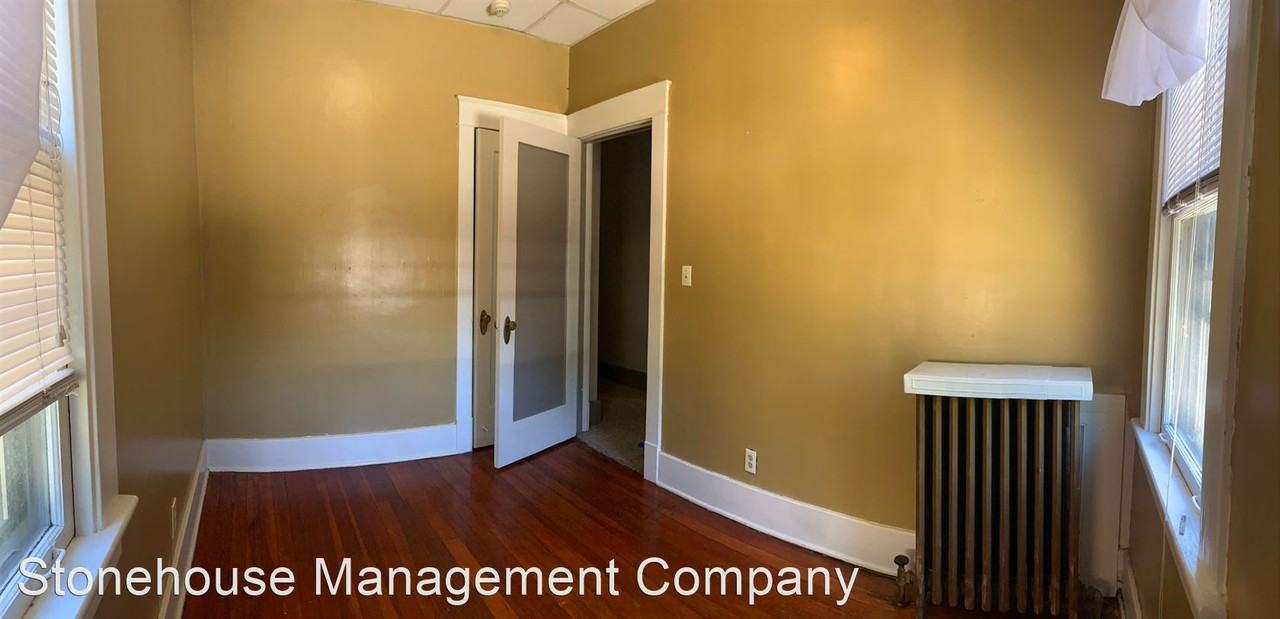 446 West 10th Street - Photo 2 of 9