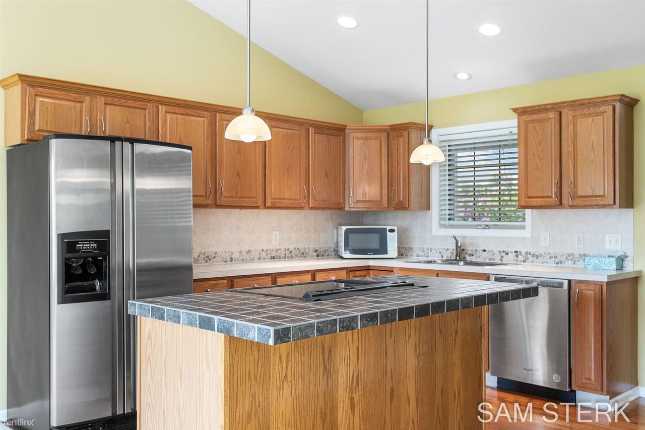 3685 Kinnrow Ct Nw - Photo 2 of 31