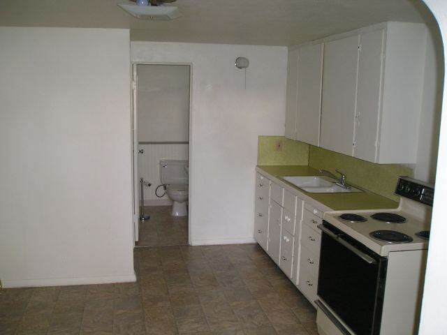 1727 8th Ave N #3 - Photo 3 of 7