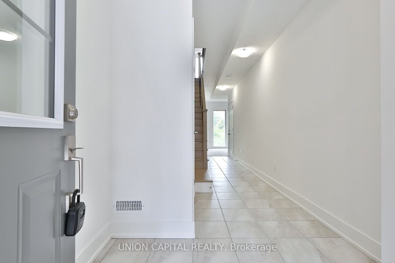 13 Nautical Way - Photo 3 of 20