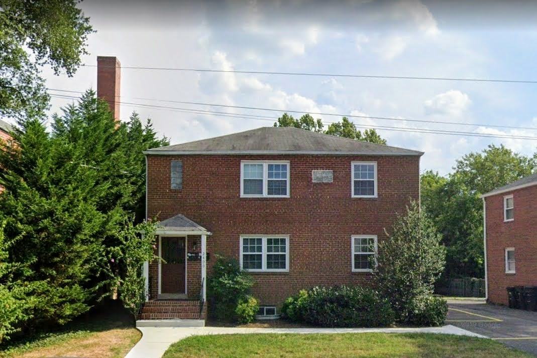 2400 3rd St N #1 - Photo 3 of 23