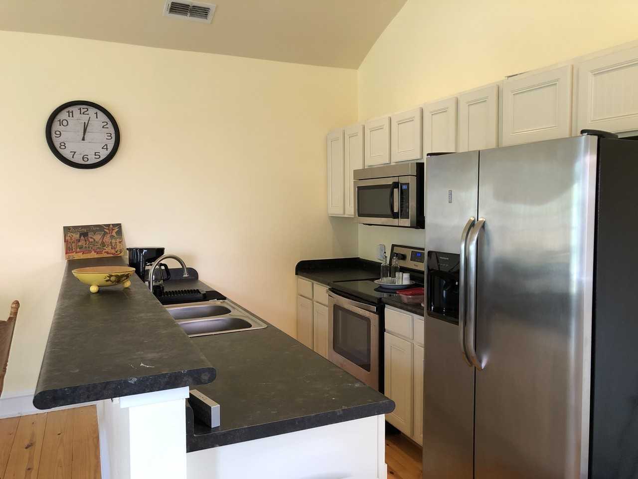 226 N Owens St #NA - Photo 3 of 10