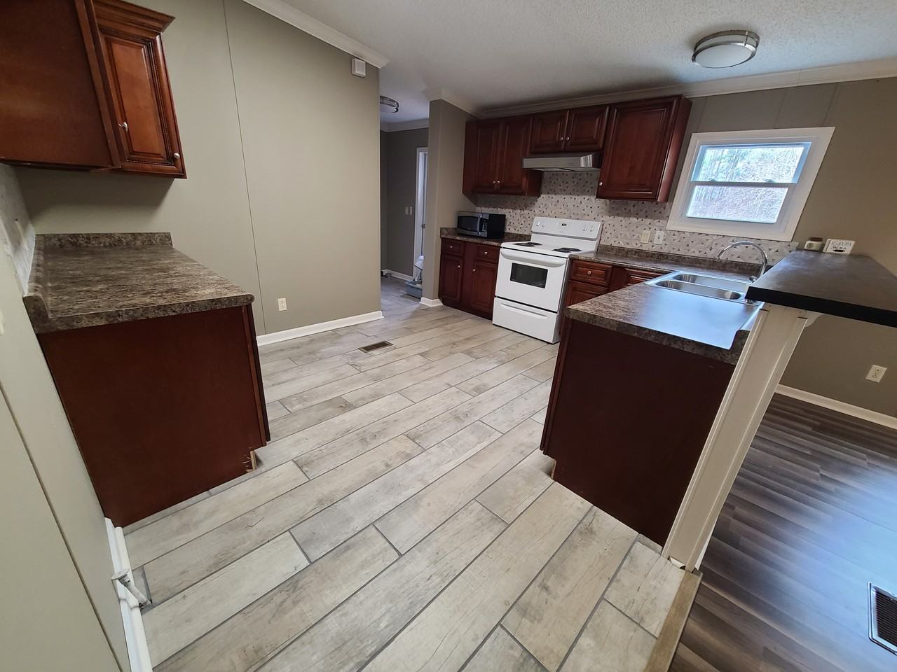 2513 Highway 284 #NA - Photo 3 of 9