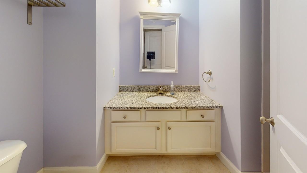 145 Hancock St #205 - Photo 7 of 8