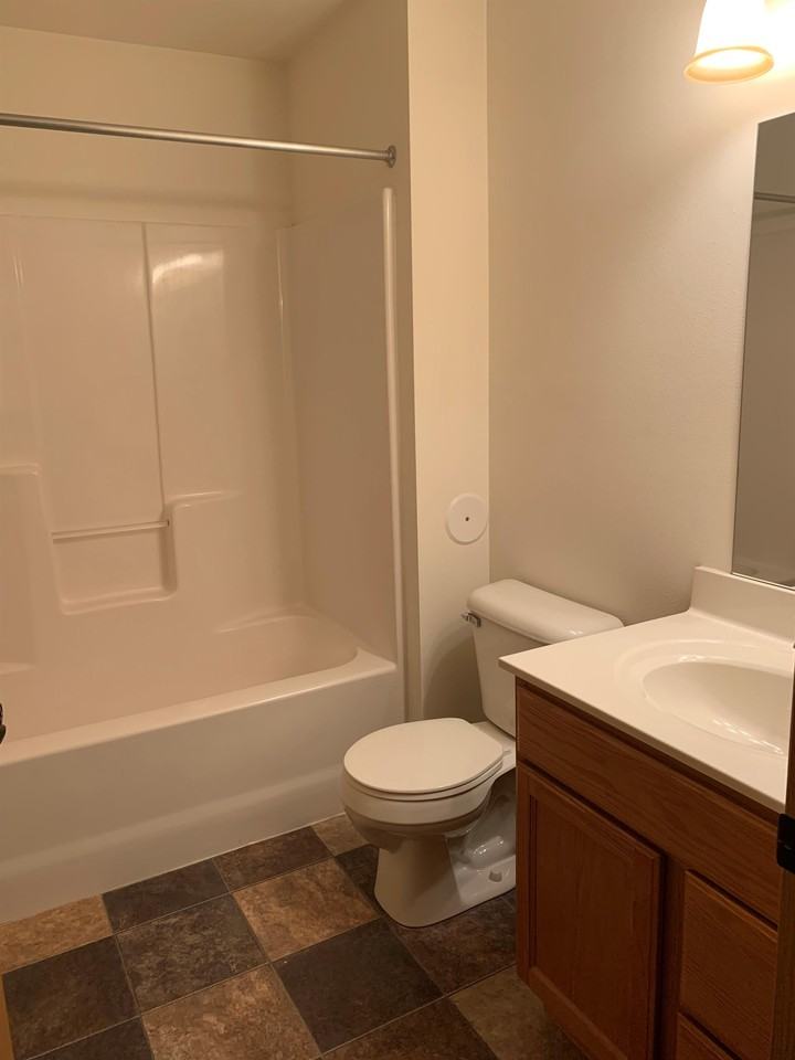 960 960 State Hwy 16 - 103 #103 - Photo 7 of 13