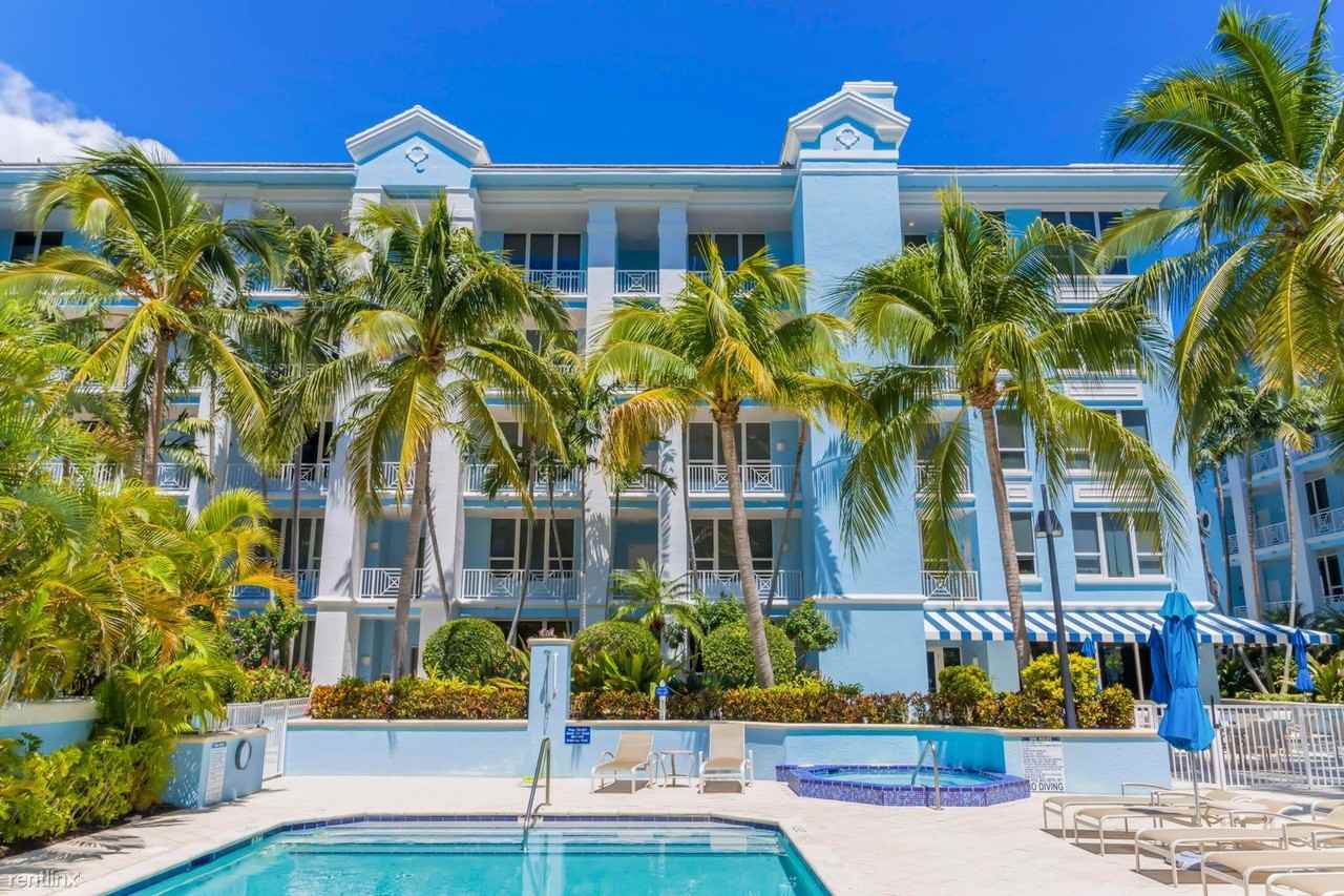 701 Se 21st Ave #204