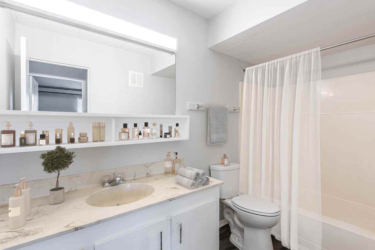 Alphada Place - Photo 7 of 54