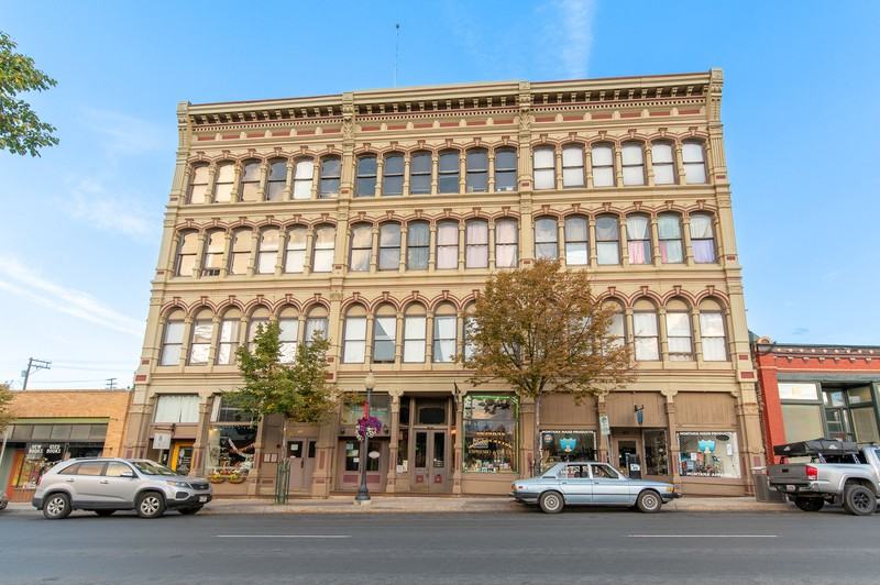 415 N Last Chance Gulch - Photo 2 of 7