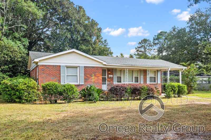 801 Platt Ave - Photo 2 of 26