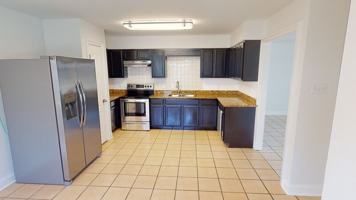 featured image of 501 E Genie St