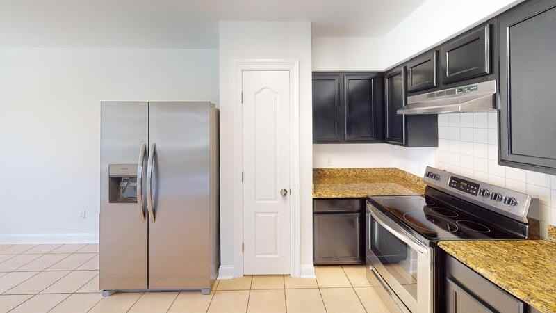 501 E Genie St - Photo 7 of 30