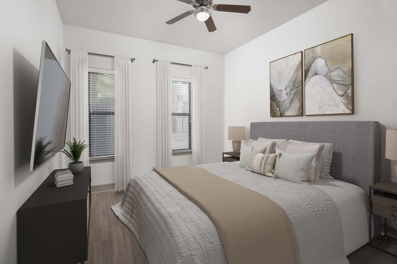 Camden Belmont - Photo 7 of 50