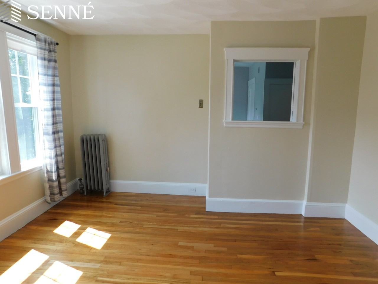 137 Fayerweather St - Photo 3 of 11