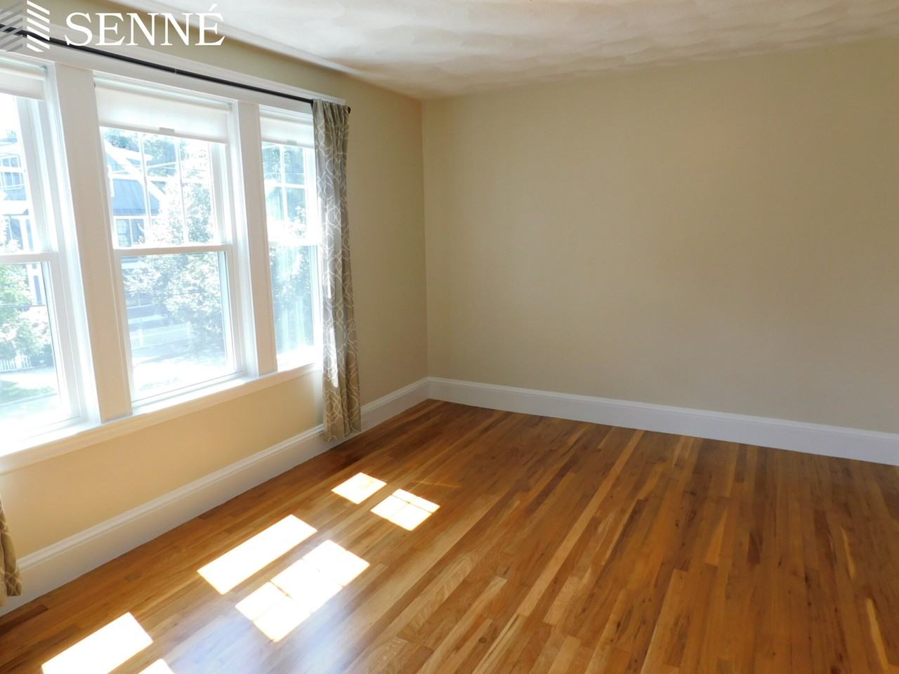 137 Fayerweather St - Photo 6 of 11