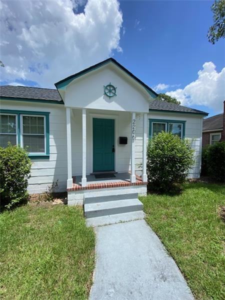 2206 E 41st St - Photo 2 of 17