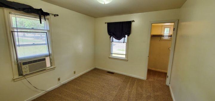 1034 N 24th St - Photo 5 of 7