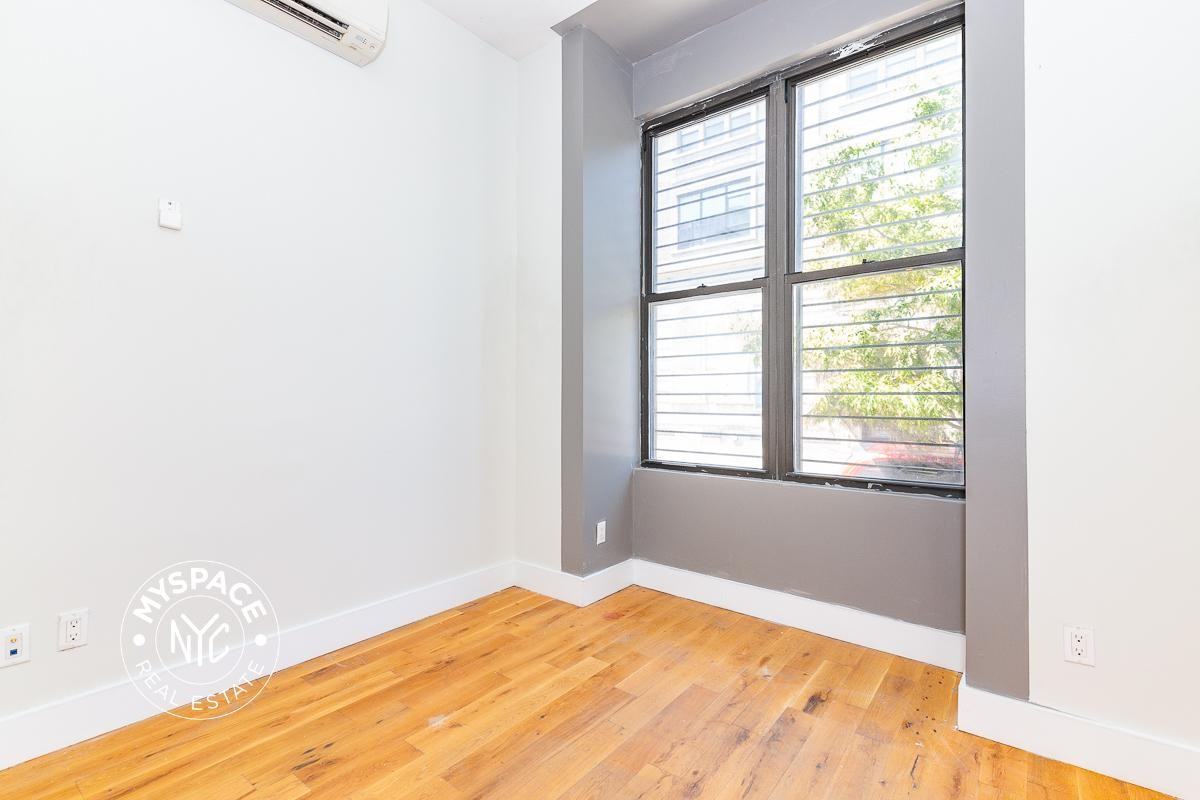 184 Suydam St #1R - Photo 6 of 16