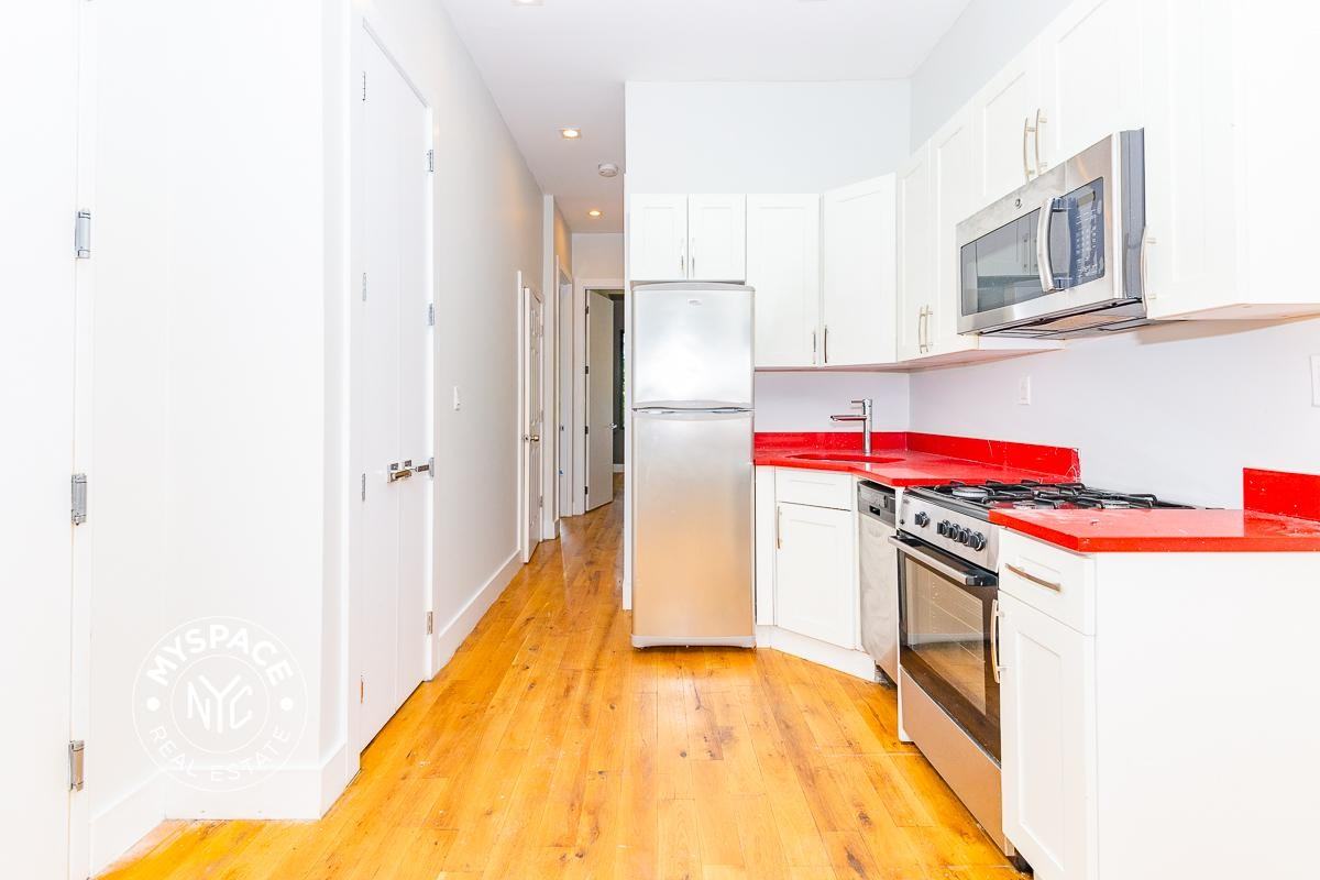 184 Suydam St #1R - Photo 7 of 16
