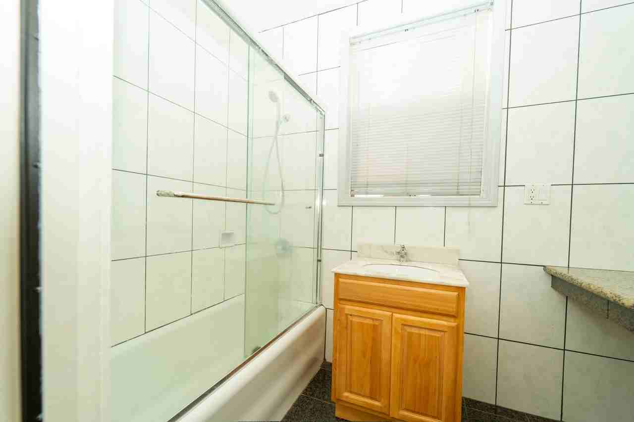 285 Brussels St #NA - Photo 3 of 20