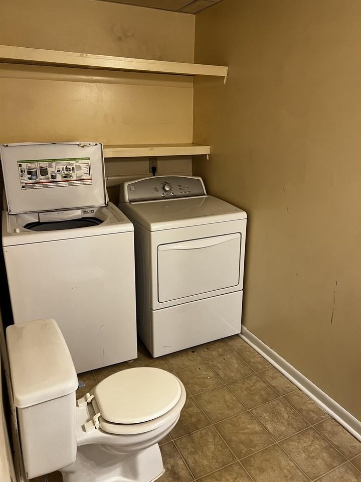 236 Trimble Ave #1 - Photo 7 of 11