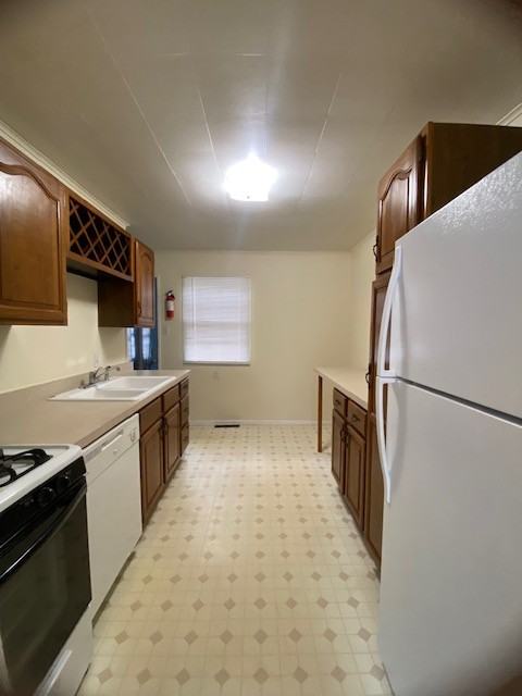 912 S Webber St #1 - Photo 3 of 12