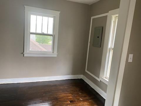 145 Illinois St #4 - Photo 3 of 11