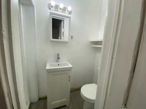 145 Illinois St #4 - Photo 7 of 11