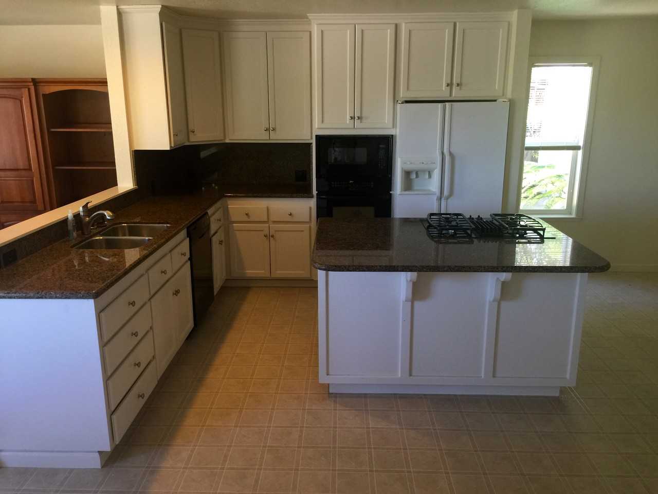 105 David Dr - Photo 3 of 13