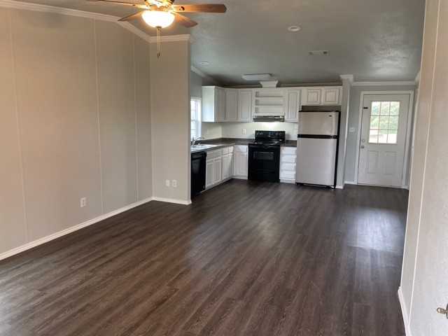 3448 W Highway 199 #3448 - Photo 5 of 10