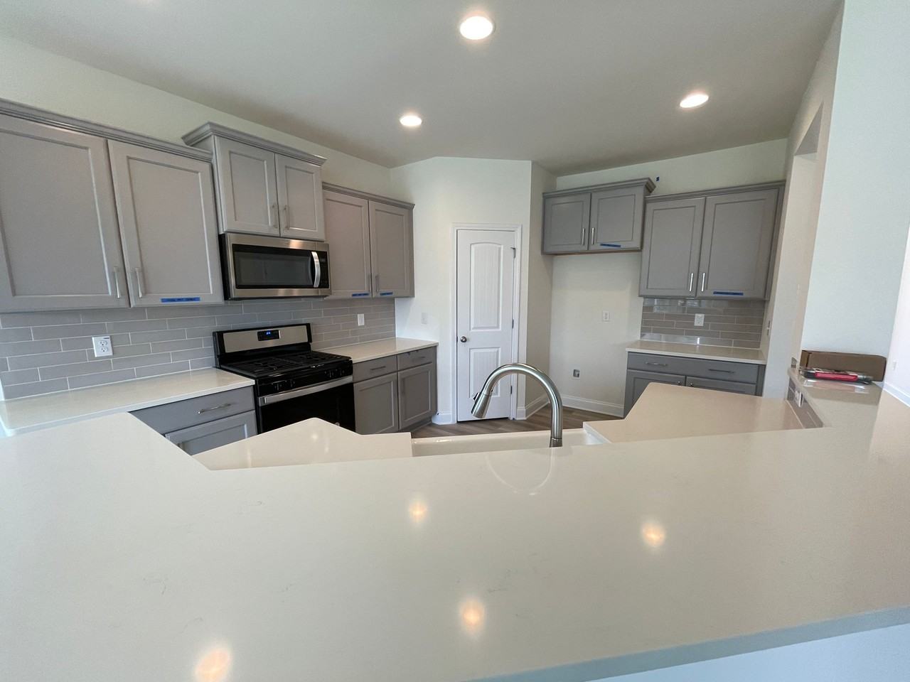 60 Harpeth Dr #1 - Photo 5 of 26