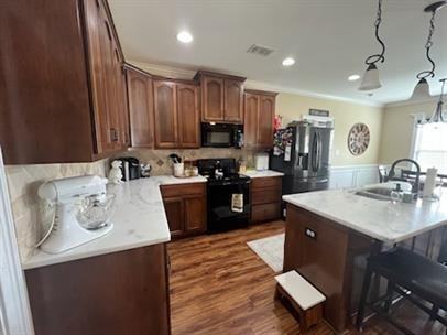 102 Wenlock Cir - Photo 2 of 10