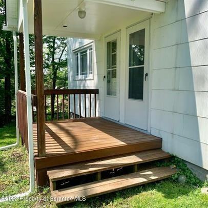 208 1st St #2 - Photo 3 of 10